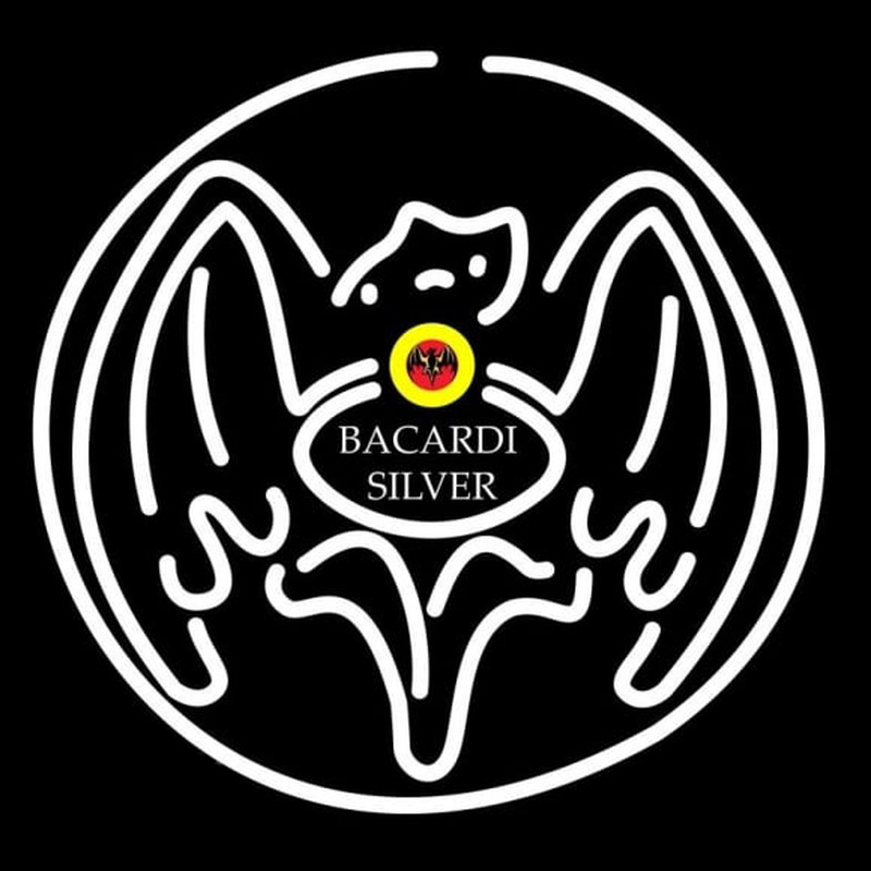 Bacardi Silver Bat Rum Sign Neontábla