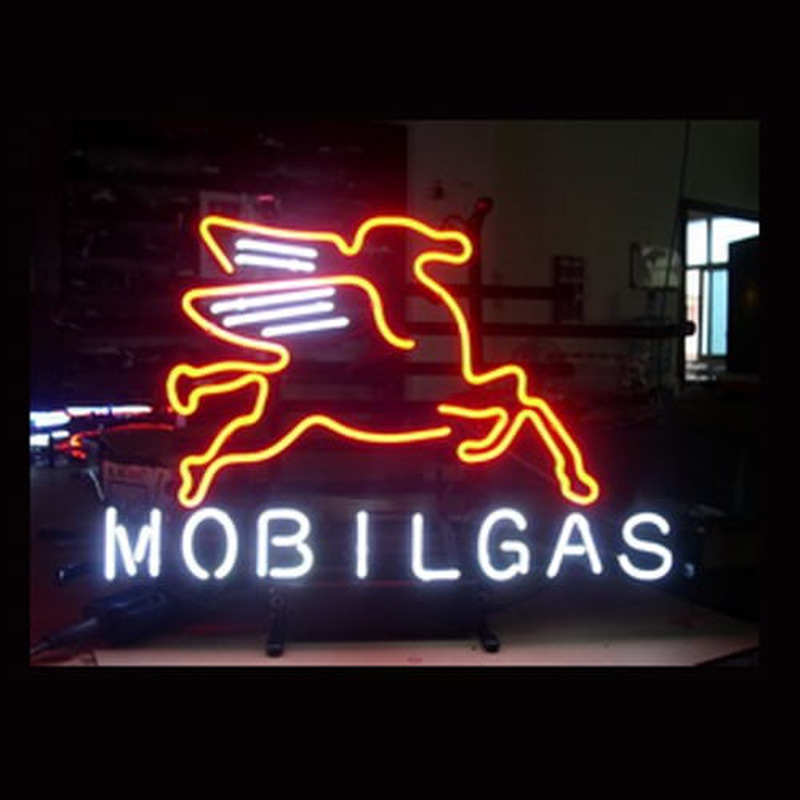 Mobilgas Oil Bolt Nyitva Neontábla