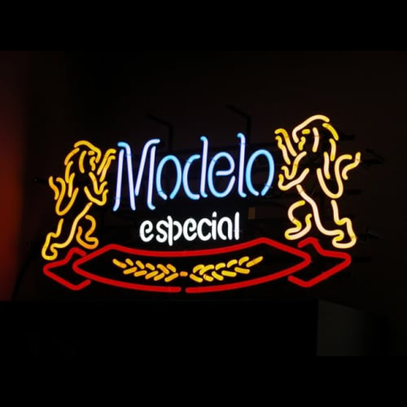 Modelo Especial Neontábla