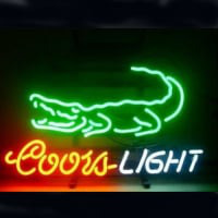 Coors Crocodile Sör Kocsma Nyitva Neontábla