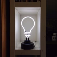 White Bulb Desktop Neontábla